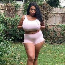 4,563 Likes, 176 Comments - Goddess (@finallyagoddess) on Instagram: “Might  seduce your daddy type... 😈”