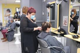 Coiffed hair is carefully arranged in an attractive style: A Mayenne Face Au Possible Reconfinement Les Salons De Coiffure Et D Esthetique Pris Laval Maville Com