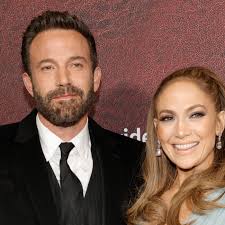 Jennifer Lopez, Ben Affleck Married in Las Vegas Drive-Through
