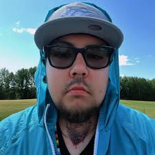 When 16-year-old Connor McDavid attended a Penguins game and met Lemieux &  Crosby 😲🐧