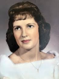 Heather Sidwell's Instagram, Twitter & Facebook