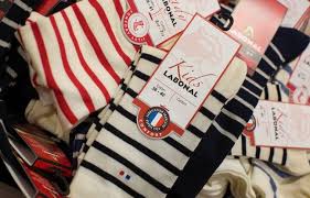 Strasbourg Des Carnets De Commandes Pleins Mais Un Redressement Judiciaire Pour Les Chaussettes Made In France Labonal Chaussettes Made In France Made In France France