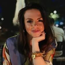 Holly McNally (@handpickedbyholly) • Instagram photos and videos