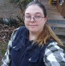 Does anyone have a medium dog crate in the Russellville Dover area?