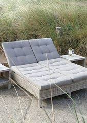 Strandliege Doppelliege Soho Von Outliv Mehr Geflechtmobel Mit Polster Fur Den Garten Gibt S Bei Garten Und Freiz Doppelliege Gartenliege Polyrattan Soho