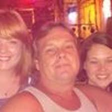 Kelly Courtright's Instagram, Twitter & Facebook