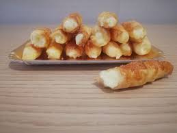 Maybe you would like to learn more about one of these? Cannoncini Alla Crema I Dolci Di Laura