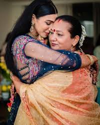 We would like to show you a description here but the site won't allow us. Akshita Nahar Jain Lifestyle Asia India