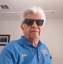 Mi Tierra Tex-Mex and pralines brings everyone together! President Bill  ClintonMayor Julián Castro, Henry Cisneros and Coach Popovich