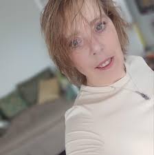 QUESTION?? DO WE STILL HAVE ANY BUTCHERS LIKE WE USED TO HAVE IN WYCOME  WHERE I CAN BUY STEAK AND KIDNEY MEAT FOR PIES? NOT PRE PACKED... BUT A  GOOD OLE FASHION