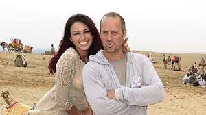 Learn about delphine wespiser (pageant contestant): Qui Est Roger Le Compagnon De Delphine Wespiser Photos Actu Tele 2 Semaines