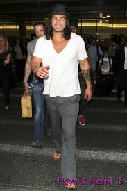 Height, weight, body size a tall man, jason has a height of about 193 cm, which is about 6 feet and 4 inches and weighs 106 kg. 100 Mr Momoa Ideas Jason Momoa Jason Momoa Aquaman Jason
