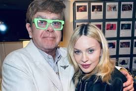 Elton John: Notícias sobre Elton John