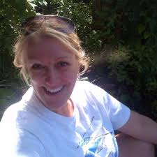 Who can walk my dogs daily in Arnprior?