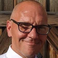 Did anyone catch this crash over the weekend which appears to be a hit and  run? Not my car but similar crashes near this spot have killed people  walking