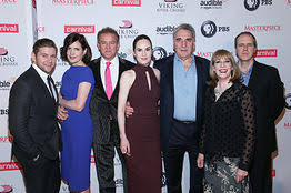 Elizabeth mcgovern as cora crawley. The Cast Of Downton Abbey Begin Their U S Farewell Wsj