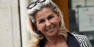 Un petit ménage” : Caroline Margeridon révèle que la production d'Affaire  conclue pourrait virer des acheteurs