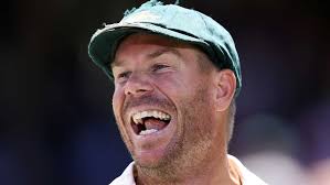 Warner plays his greatest hits in fitting hometown farewell