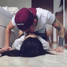 Couple Lifestyle On Instagram Kissing On The Floor Oursurething Couples Couples Lifestyle Relationship