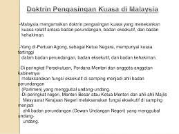Contoh dari lembaga eksekutif adalah presiden, wakil presiden, dan para mentri. Badan Eksekutif