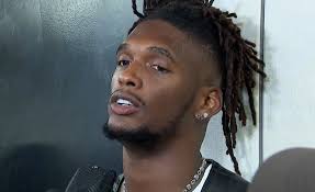 Tua cult members blame receivers for inaccurate passes