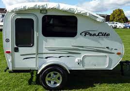 8 Lightweight Travel Trailers Under 1000lbs Lightweight Travel Trailers Small Travel Trailers Travel Trailer