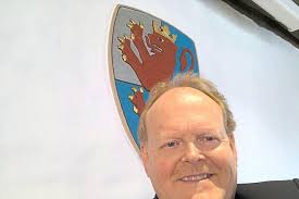 Stadtoberhaupt vor der Kamera