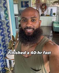 Continuant notre aventure avec les handstands sans mur avant l'été