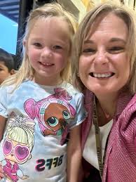 Welcome Superintendent Brashear! Last night the RISD Board unanimously  approved Duana Brashear as our new superintendent. She started the day with  our RES safety patrol and visiting campuses. Mrs. Brashear had the