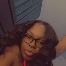 When to have a baby shower before due date?