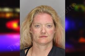 Alicia Gladden's Instagram, Twitter & Facebook