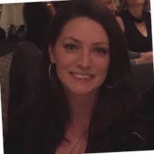 Shelley Sutton's Instagram, Twitter & Facebook