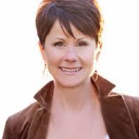 Carol Egan's Instagram, Twitter & Facebook