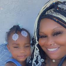 ☺️☺️ . . . . . #Netflix . #jenniferlopez #alexandradaddario #AngelinaJolie  #MeganFox #margotrobbie #chrisevans #ChristianBale #AnneHathway #BrieLarson  #ScarlettJohansson #elizabetholsen #JenniferLopez #JenniferAniston  #JenniferLawrence ...