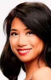 Lizzie Lynch's Instagram, Twitter & Facebook