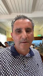 La Mallorquina frente a la Puerta del Sol en Madrid es una panadería  centenaria en donde podras disfrutar de los postres y dulces mas frescos de  Madrid