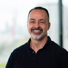 Time flies, last week I was enjoying a sundowner with Hank the Tank 🦏 in  Madikwe game reserve 🇿🇦 and today is my first day in my new role as  Business Development