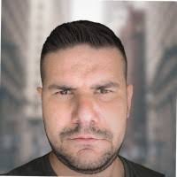 200+ profile według frazy „Skubis”