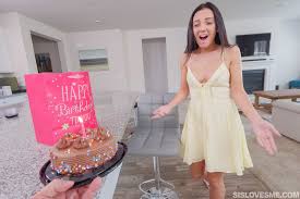 Galería de fotos porno 🌶️ A Bonerific Birthday Surprise - PornHat