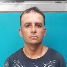 PERIODISMO_SIN_FRONTERAS #CHALATENANGO La PNC capturó a Francisco  Quintanilla Guevara, alias Pancho, Saul Alexander Posada García, alias  Wereja o Fantasma en La Palma, por extorsión. Mientras que Elmer Geovany  Alas Ramírez fue capturado