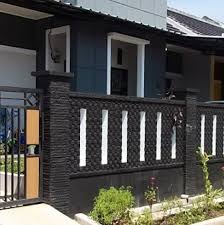 Terutama untuk pagar tembok minimalis, dimana selain untuk keamanan rumah, ada baiknya model pagar tembok juga berfungsi untuk membuat tampilan bagian depan rumah minimalis terlihat ada banyak model pagar tembok rumah minimalis saat ini yang terbuat dari berbagai material bangunan. 30 Model Pagar Tembok Minimalis Sederhana Terbaru 2020