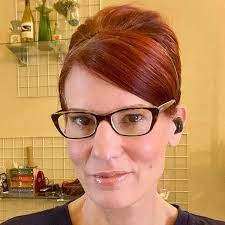 Faye Dahl's Instagram, Twitter & Facebook