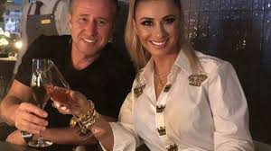 Speram ca aici sa gasiti orice informatie doriti sa aflati despre ea. Anamaria Prodan Despre DivorÅ£ Si Intalniri Secrete In Dormitorul Conjugal Am RÄƒmas FÄƒrÄƒ Aer
