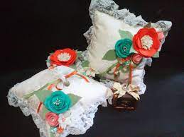Custom Made Ring And Arrhae Pillows With An Arrhae Box Adorned With Handmade Felt Fabric Flowers Fabric Flowers Handmade Felt Ring Pillow Wedding