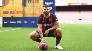El kun agüero firmó con el barcelona: Jitfa2s8ax1sdm
