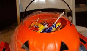 Watch halloween treat online free with hq / high quailty. 4 Year Old Gets Surprise After Dressing Up As His Military Dad