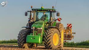 Tous les tracteurs john deere (jd). Nouveau John Deere 8400r Au Decompactage Youtube