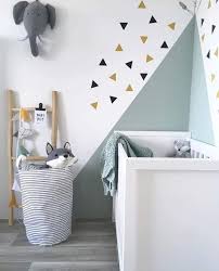 Peinture Triangles Chambre Enfant Chambre Bebe Vintage Idee Deco Chambre Enfant Decoration Chambre Bebe Garcon