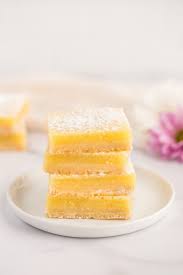 These Classic Lemon Bars Feature An Easy Homemade Shortbread Crust With A Sweet And Tangy Lemon Fillin Classic Lemon Bars Lemon Desserts Bars Lemon Bars Recipe