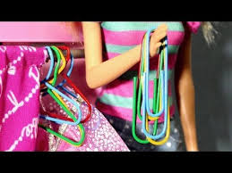 Kendin Yap Bolum 5 Barbie Elbiseleri Icin Askilik Nasil Yapilir Evcilik Tv Youtube Barbie Kendin Yap Oyuncak